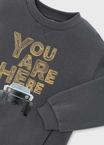 Mayoral szürke fiú pulóver – Autós mintás “YOU ARE HERE” felirattal