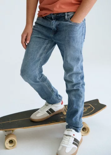 Mayoral középkék fiú Regular Fit farmernadrág – Regular Fit, egyenes szárú modell
