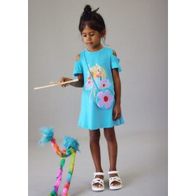   Mayoral türkiz vállkivágásos ruha táskával – nyári mintás